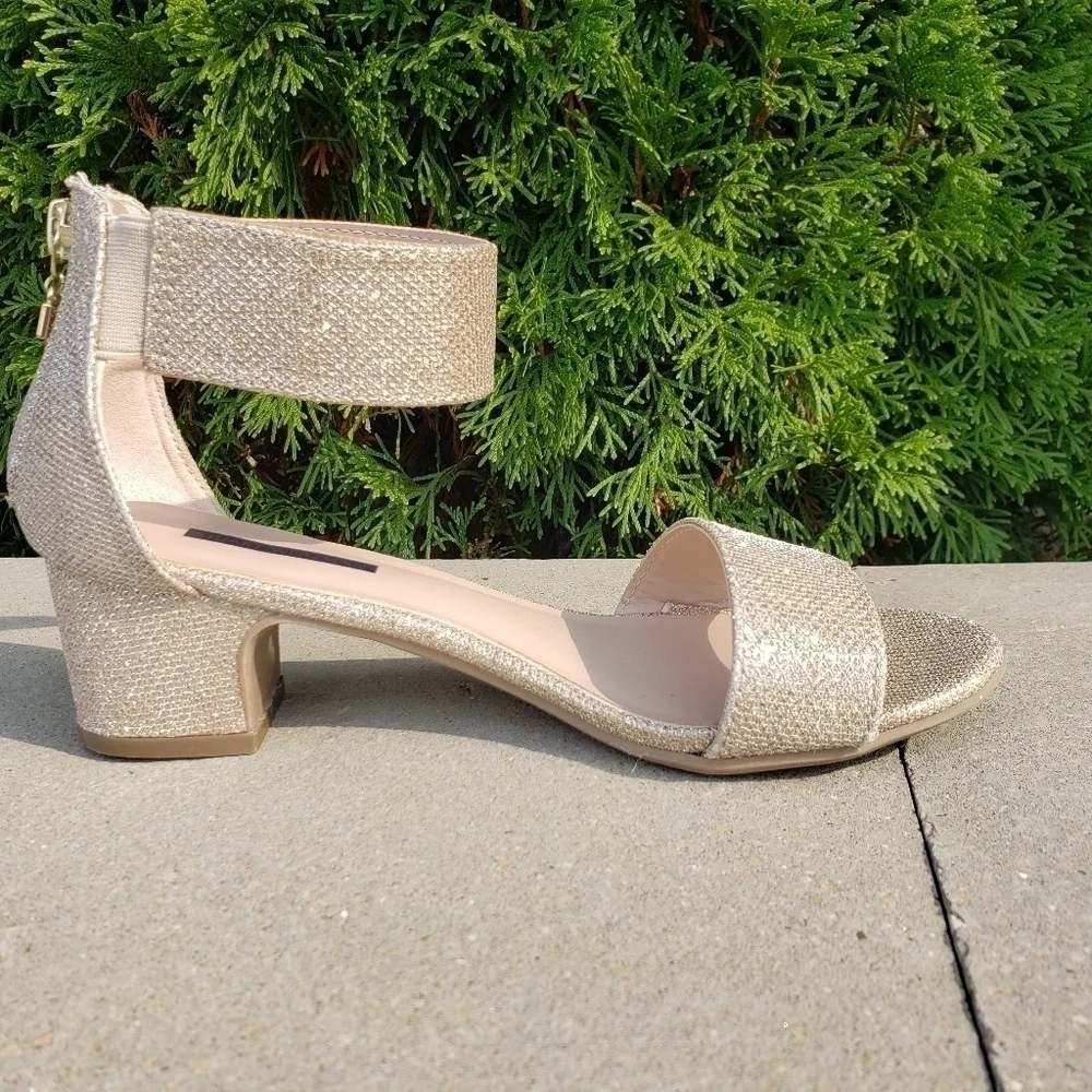 Stuart Weitzman new stuart