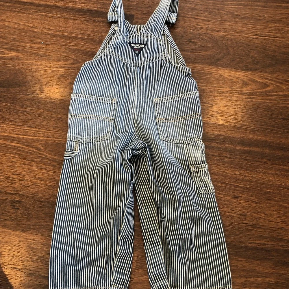 OshKosh Bgosh oshkosh bgosh