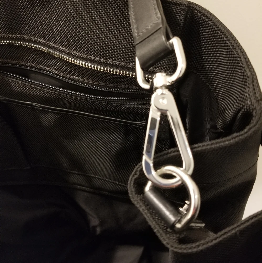 Tumi classic tote