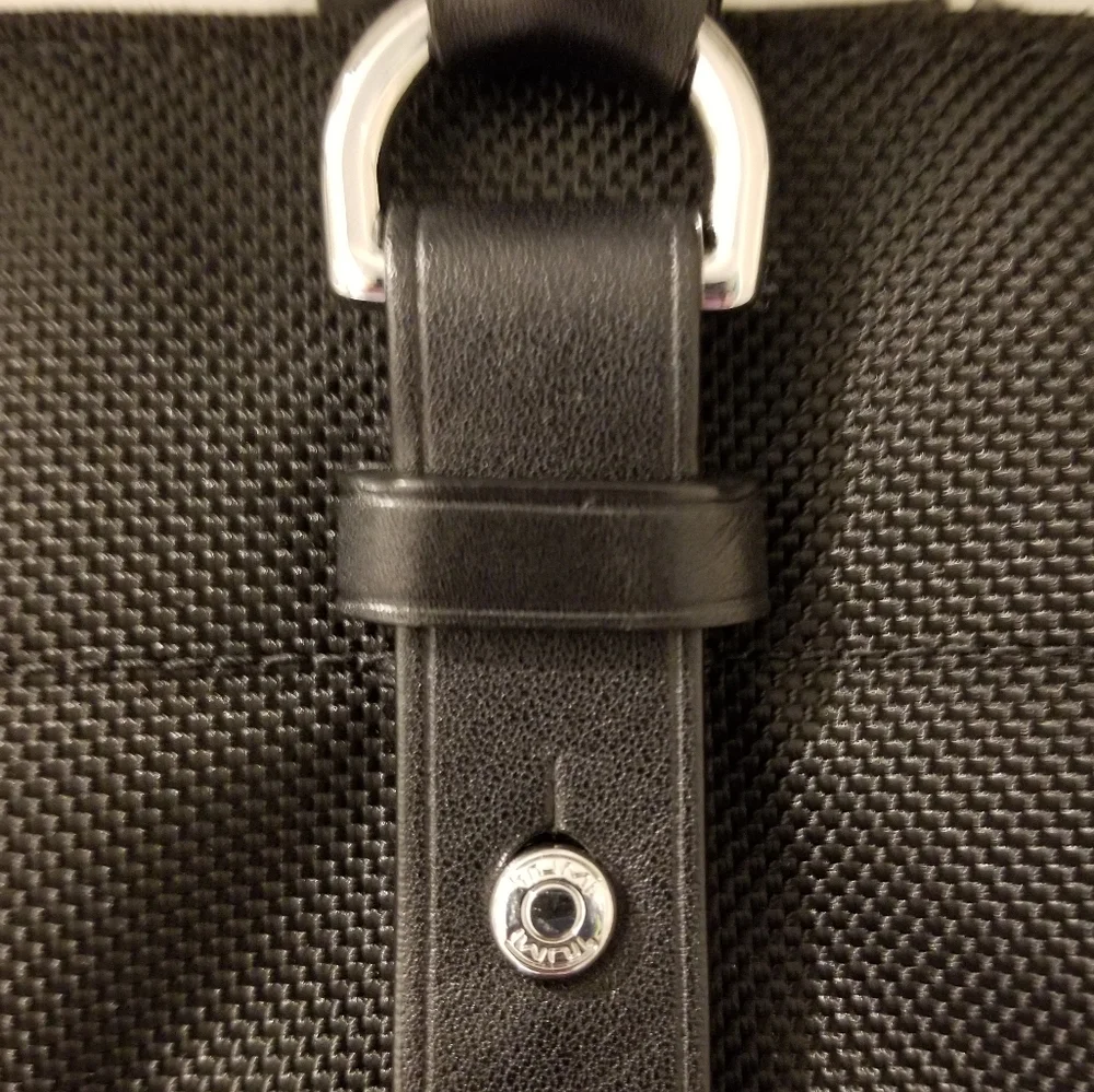 Tumi classic tote