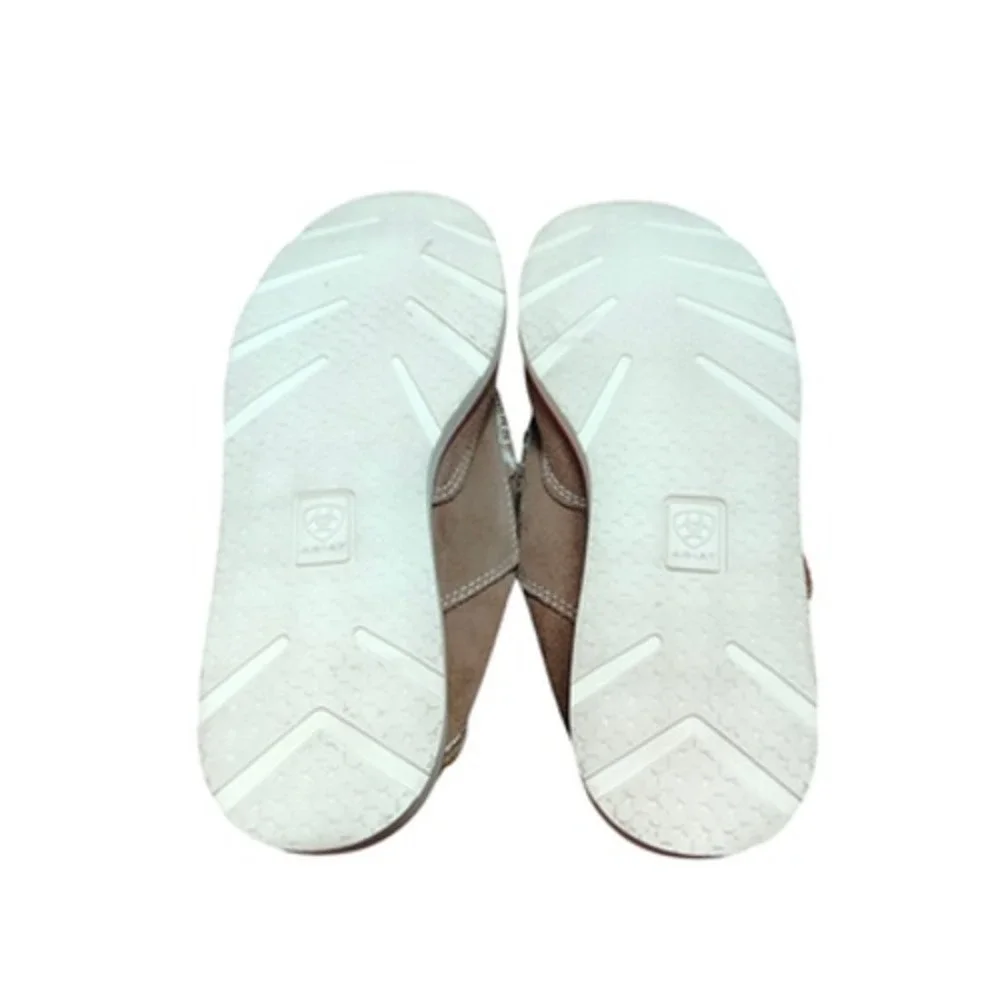 Ariat brand style