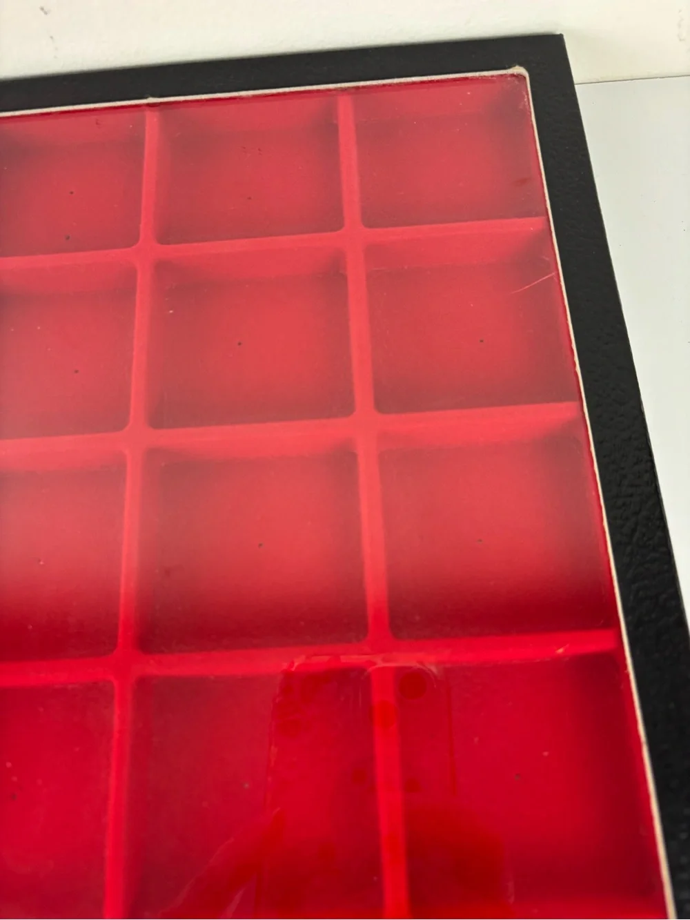 Riker sleek display
