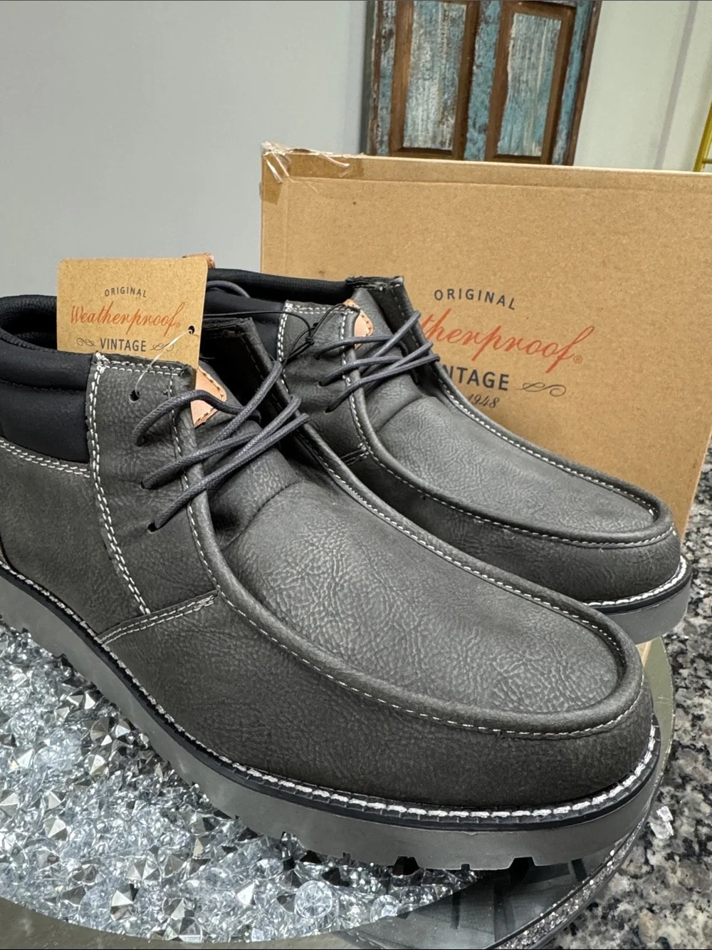 Original Weatherproof Vintage new box
