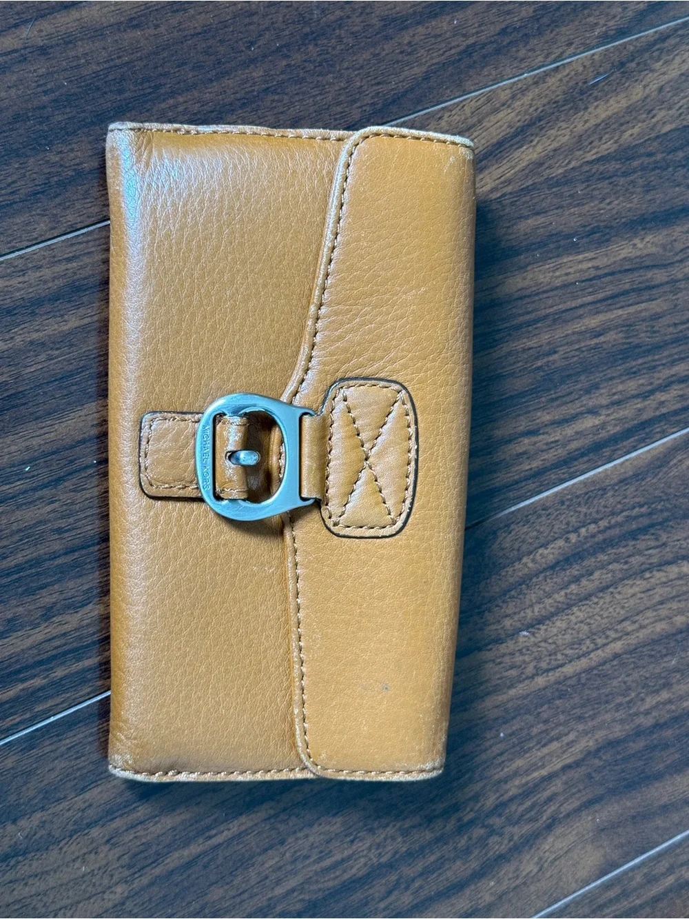 vintage Michael Kors tan/cognac pebbled leather flap wallet