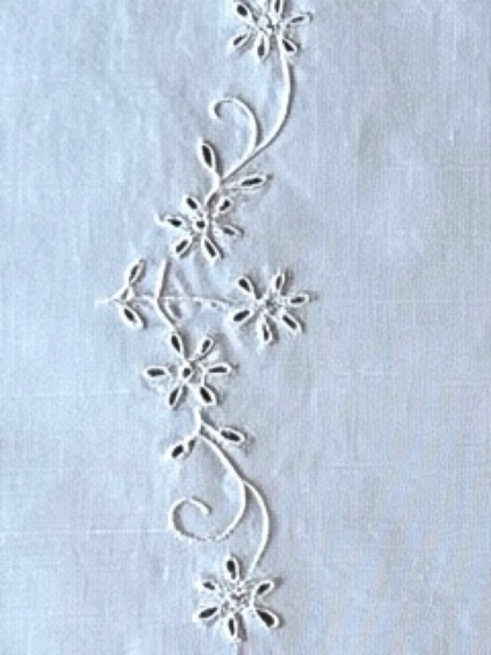 Vintage Off-White Linen Table Topper 30x33 Hand Embroidered Cutwork Lace