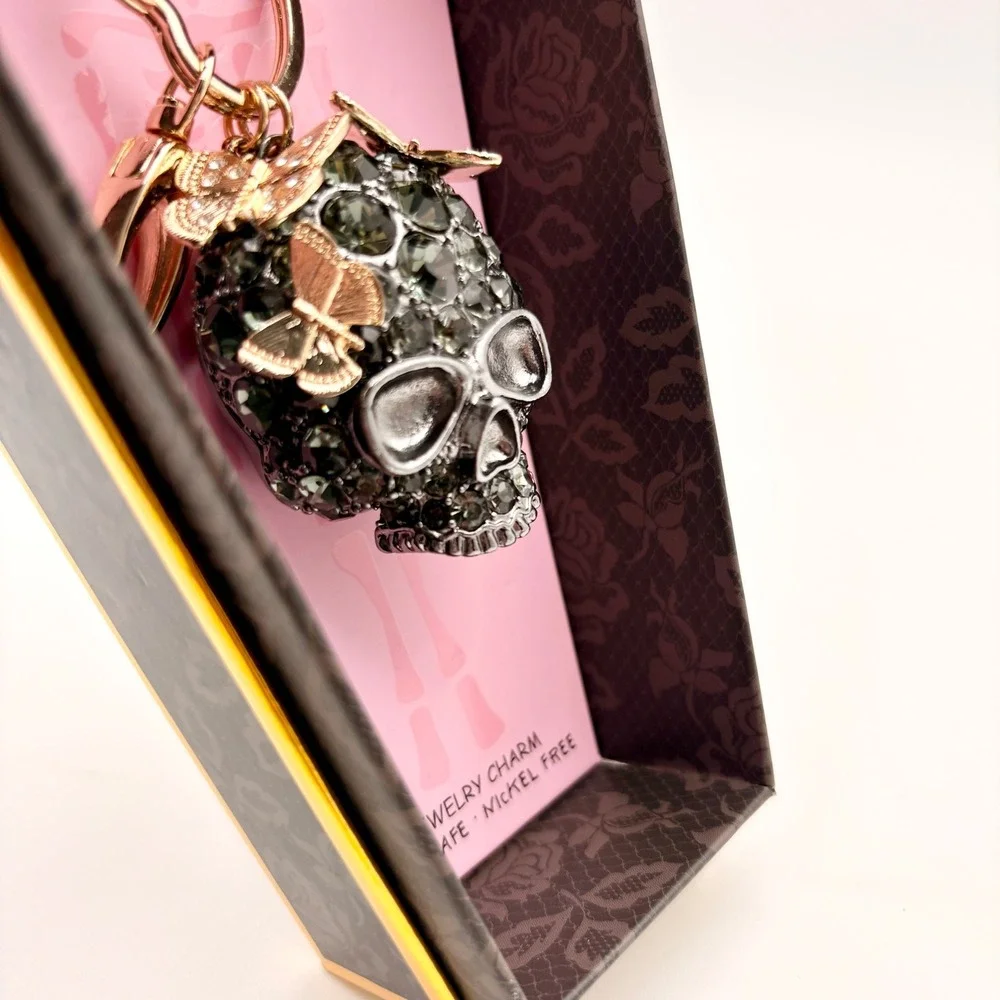 Betsey Johnson betsey johnson