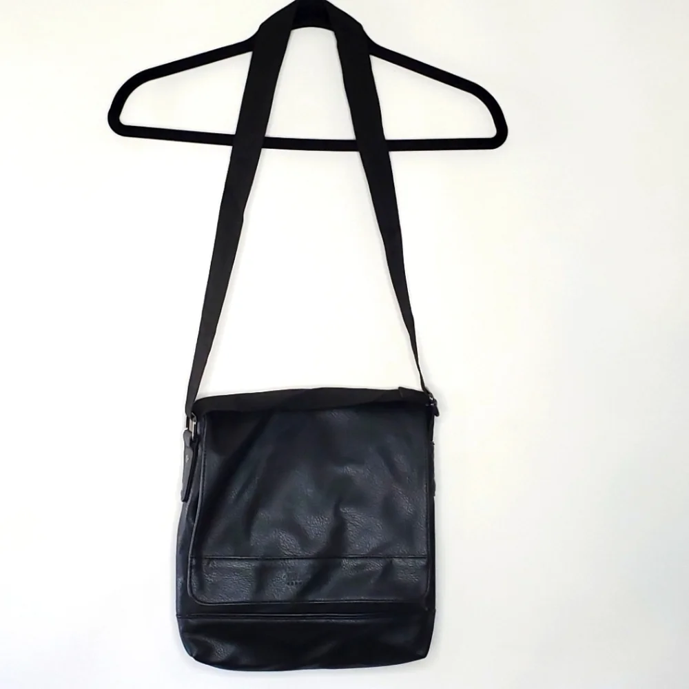 Reaction Kenneth Cole 100% additional