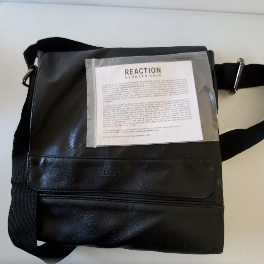 Reaction Kenneth Cole travel vegan classic