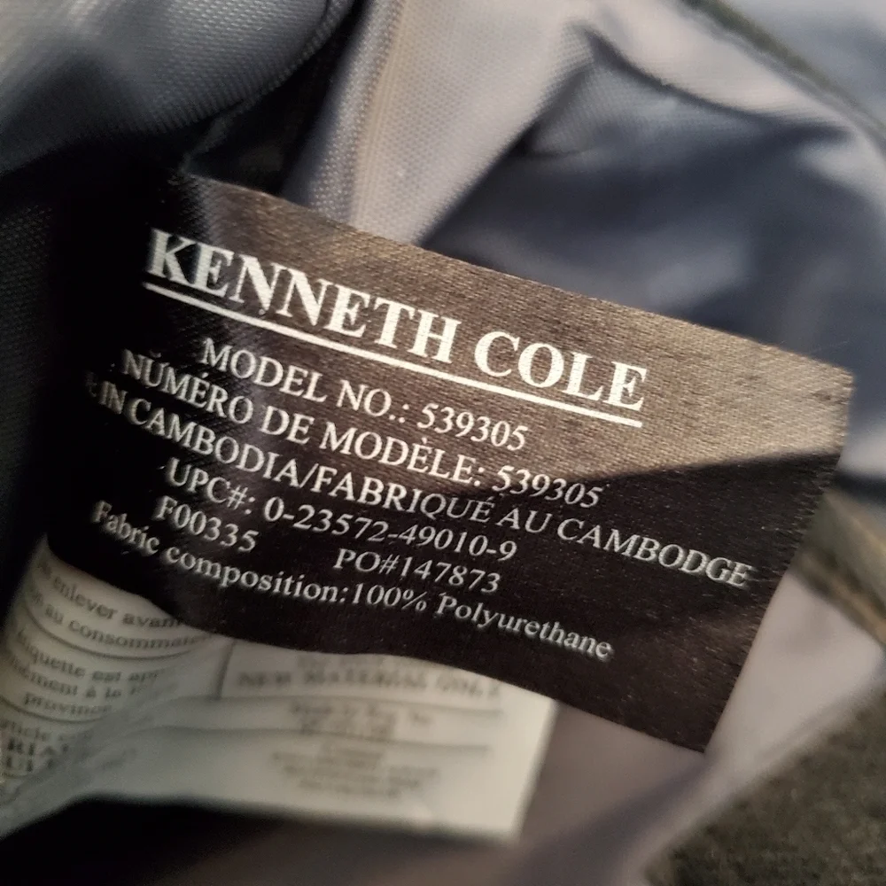 Reaction Kenneth Cole respond messenger 11