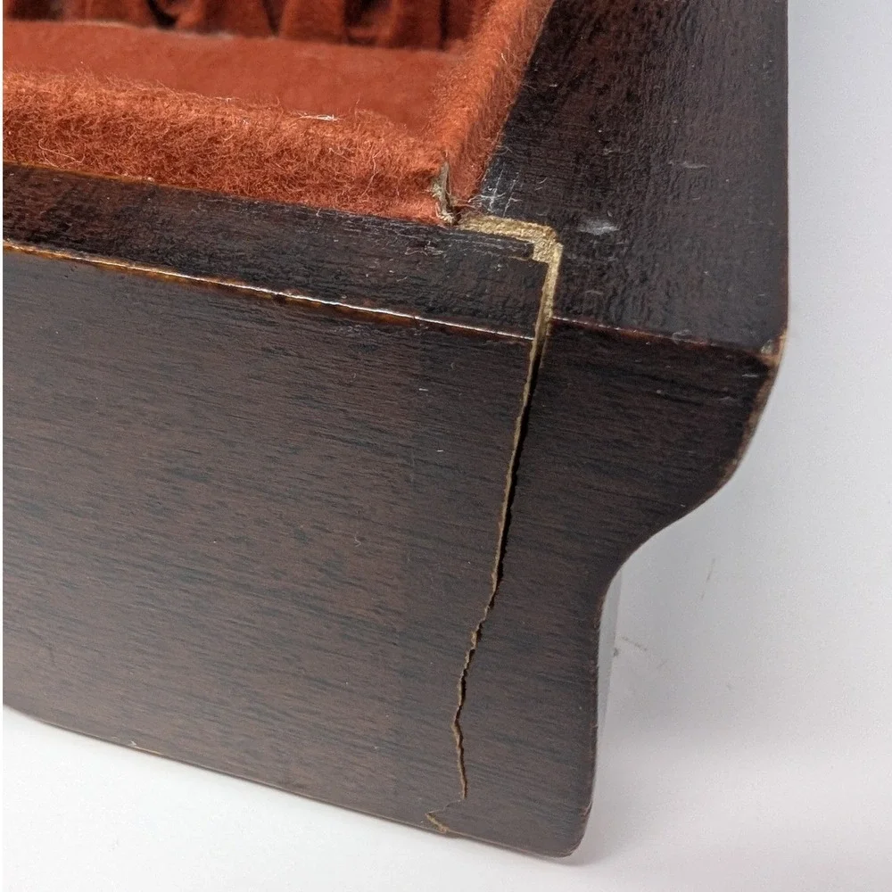 Oneida vintage tudor
