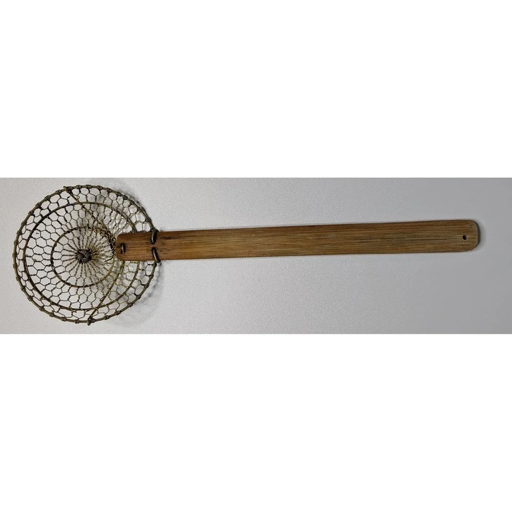 Bamboo‑Handled Wire Skimmer – Hex Mesh Stainless Strainer Vintage