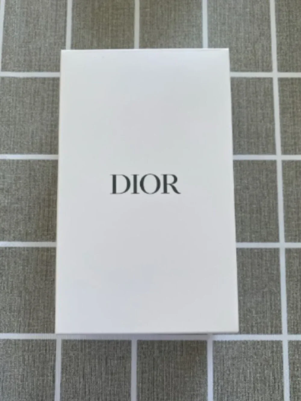 Dior phone camera