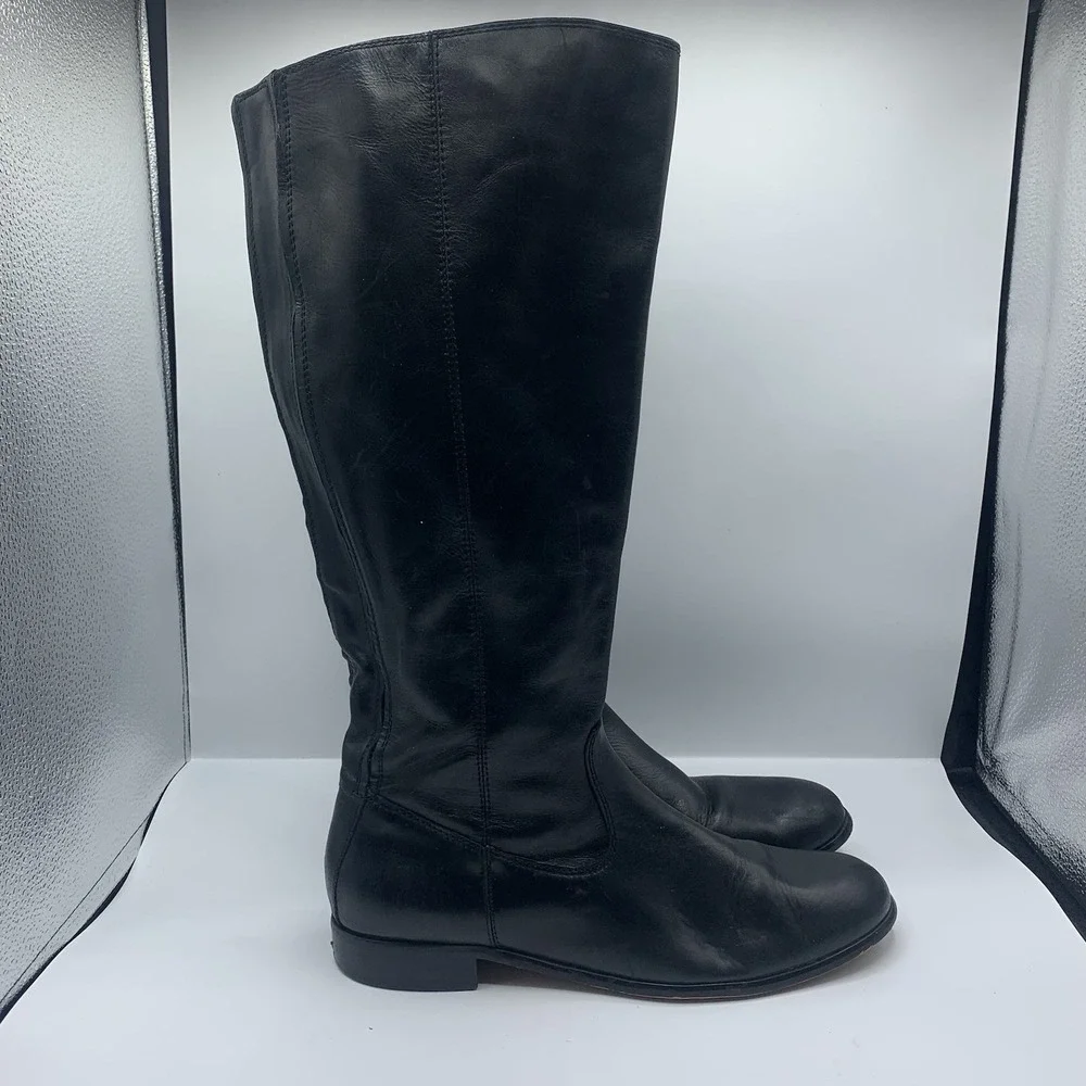 Kenneth Cole kenneth cole
