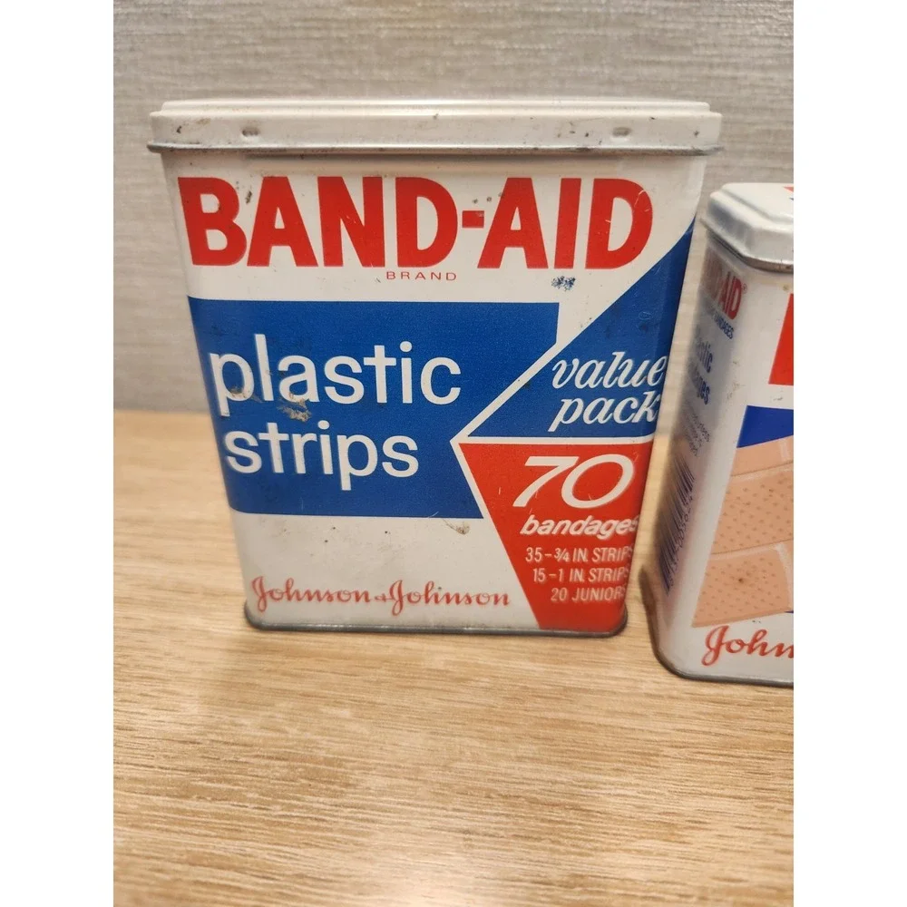 Johnson & Johnson vintage lot