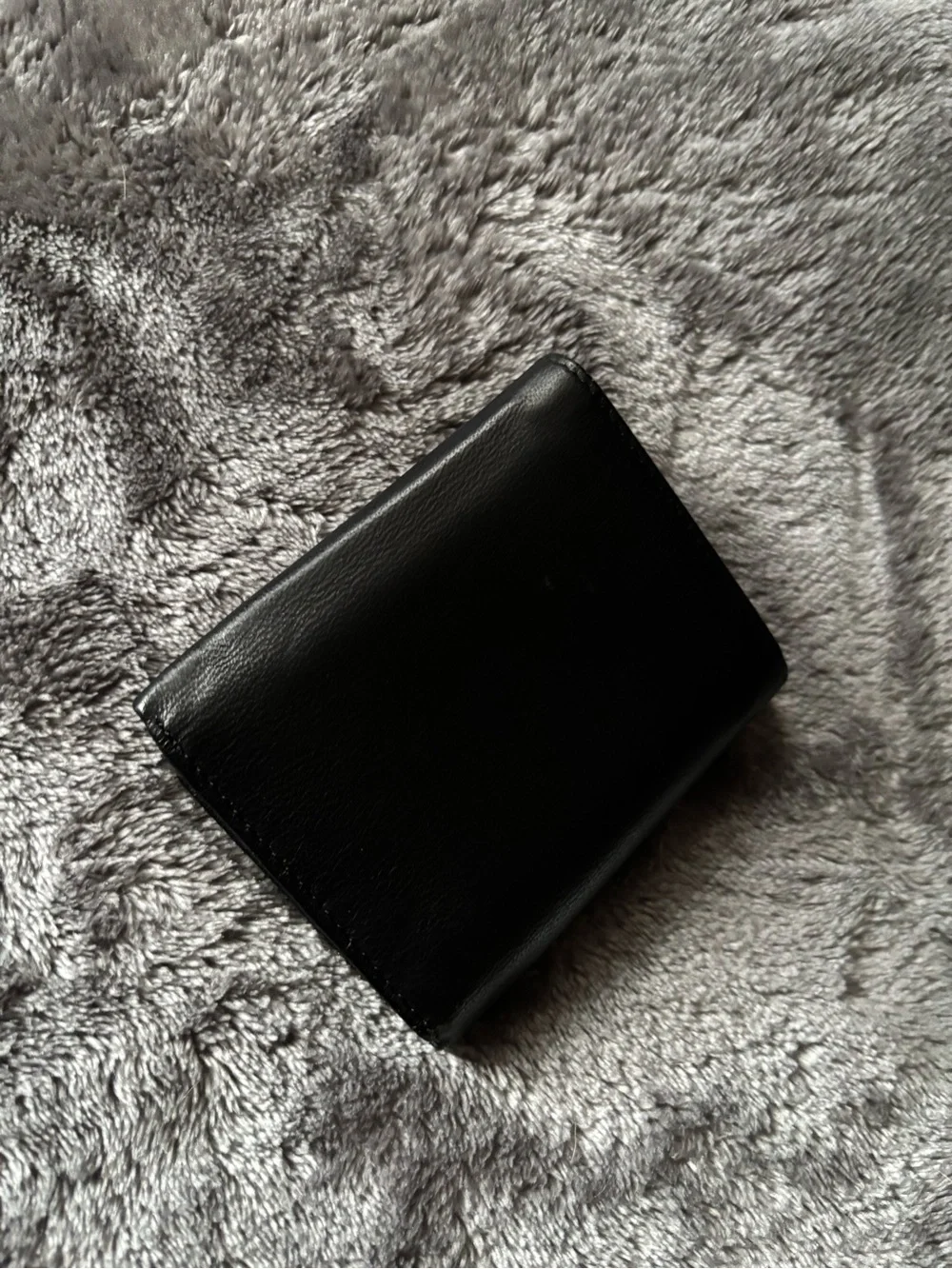 Roundtree & Yorke classic black