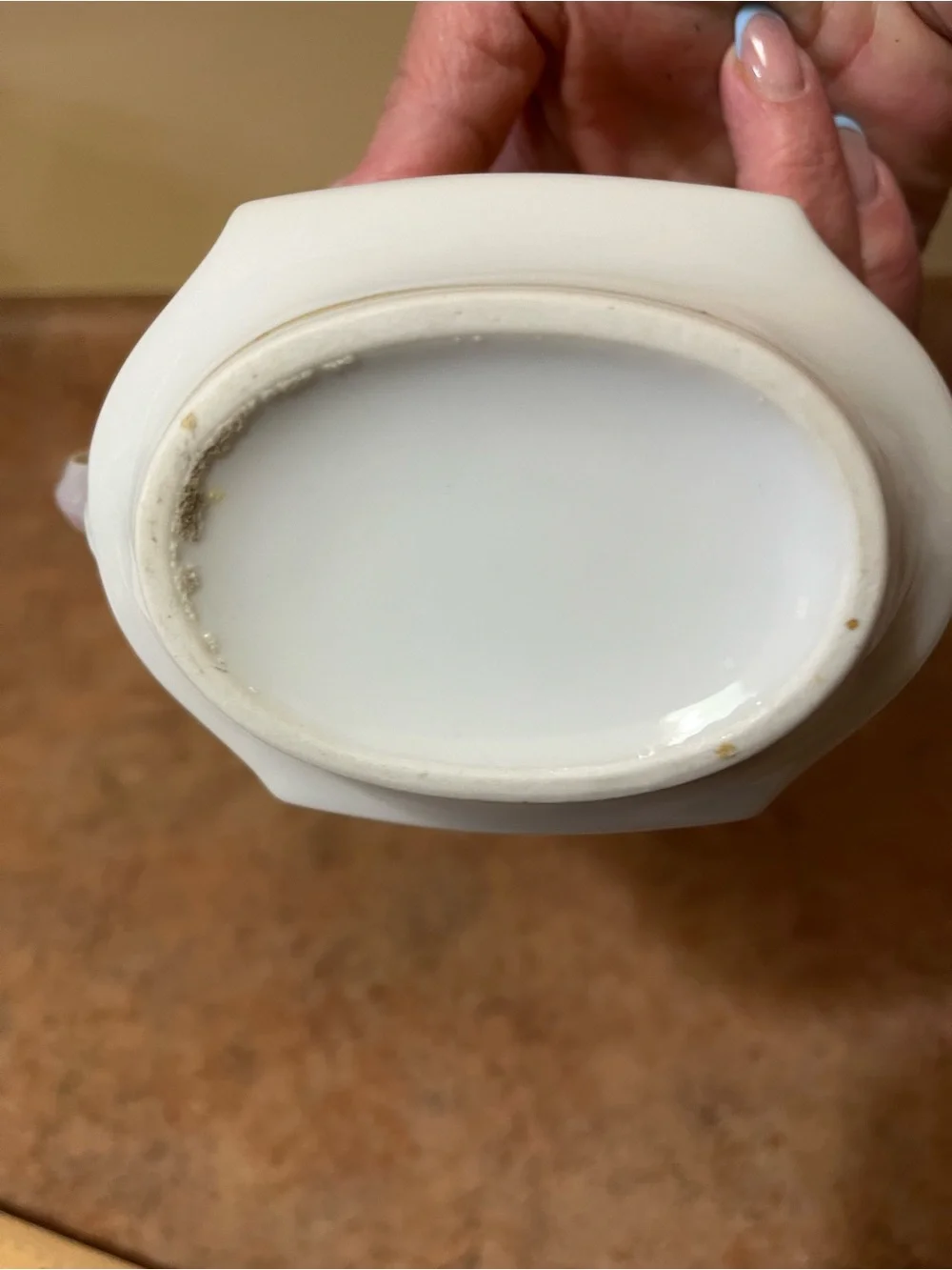N/A porcelain creamer