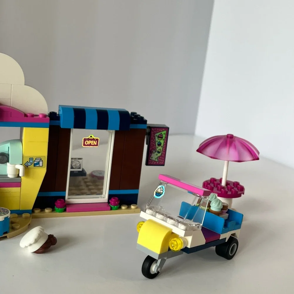 Lego friends olivia