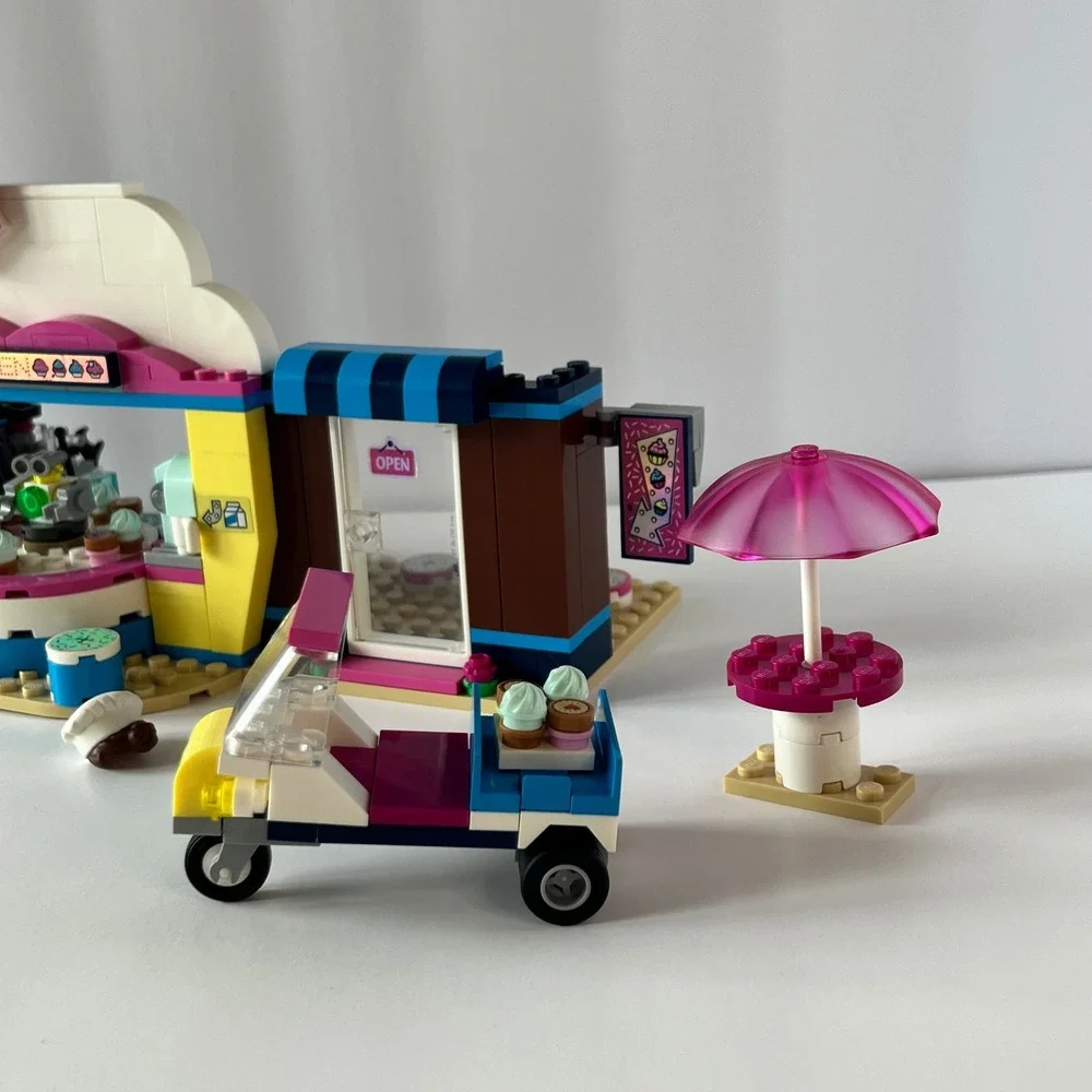Lego friends olivia