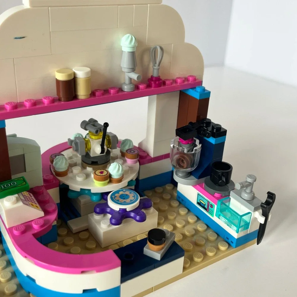 Lego friends olivia