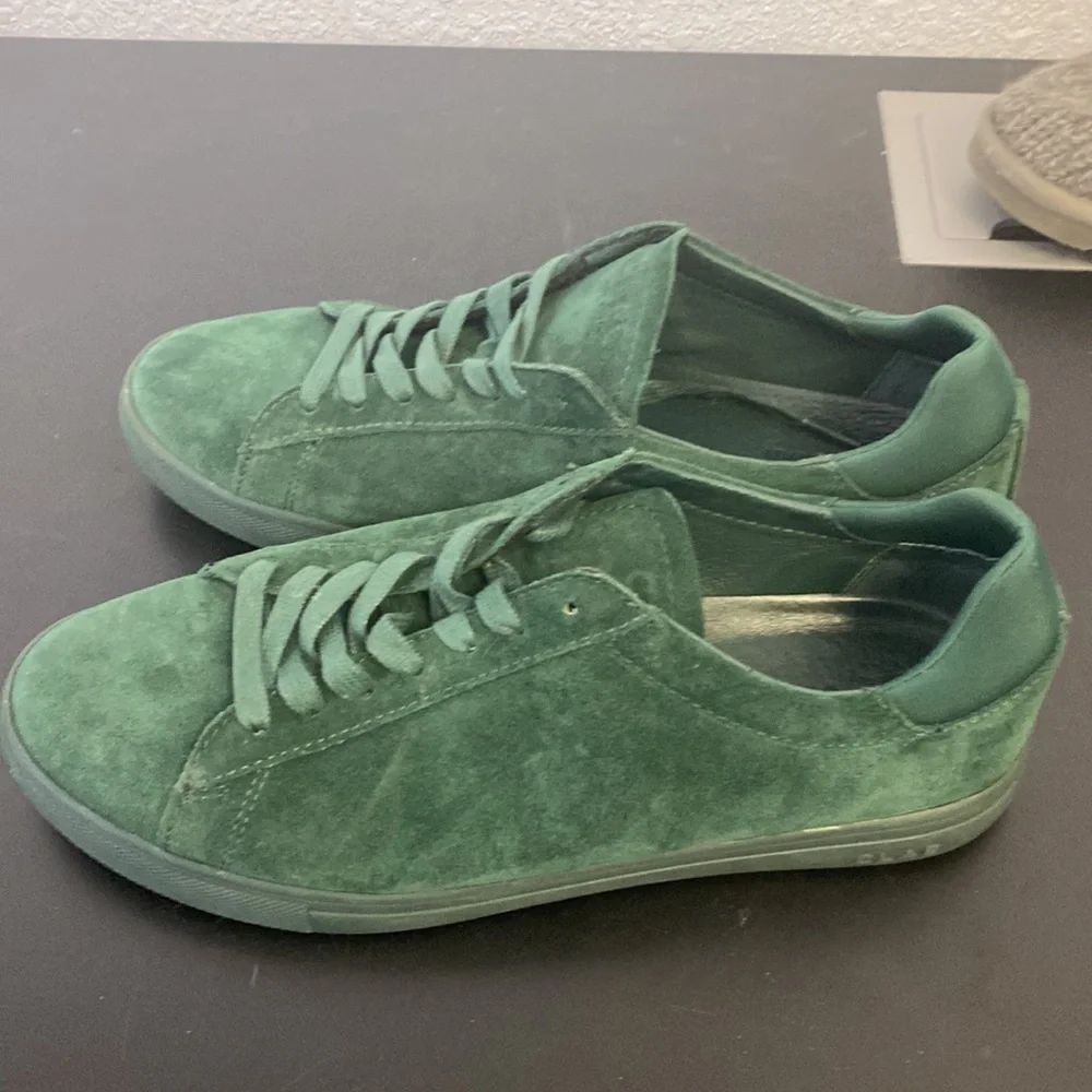 Clae like new