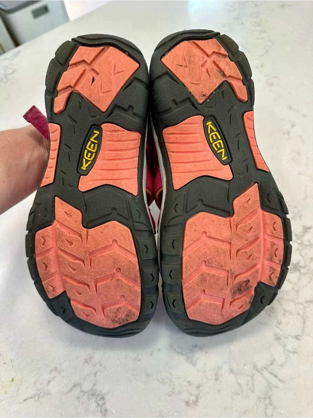Keen secure fit
