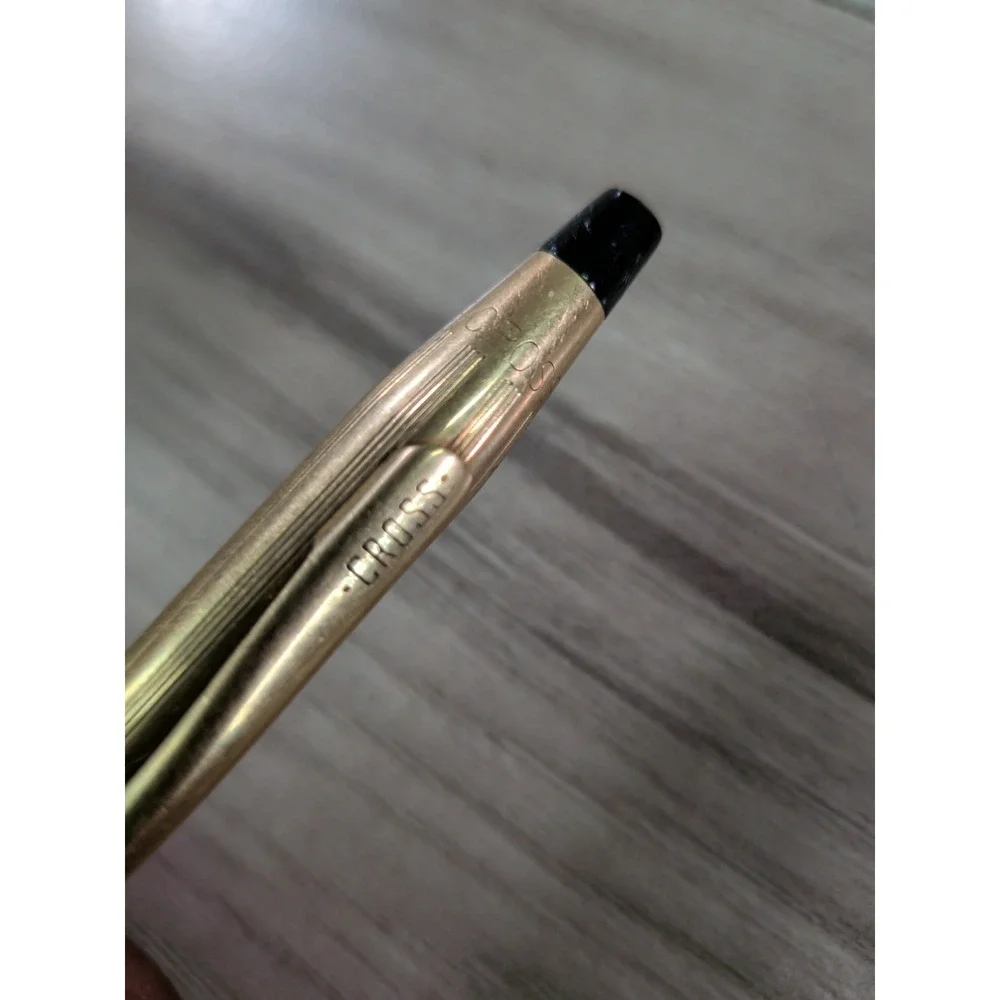 N/A vintage cross