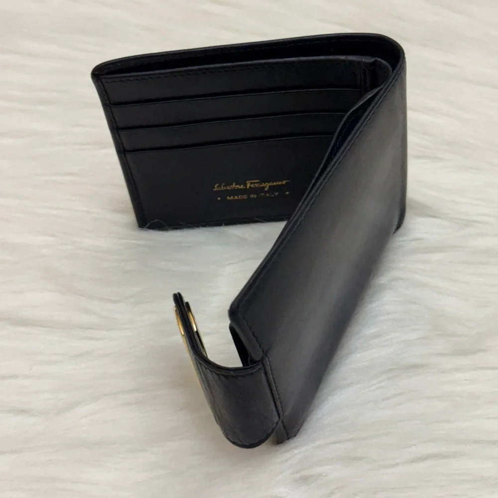 Salvatore Ferragamo 1898 company