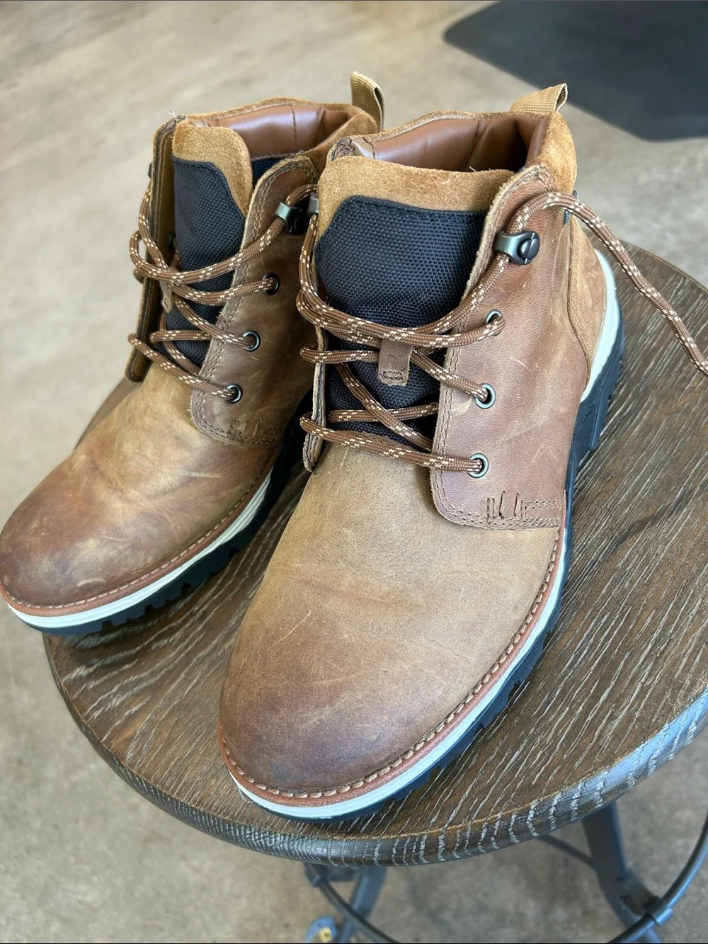 Clarks topton mid