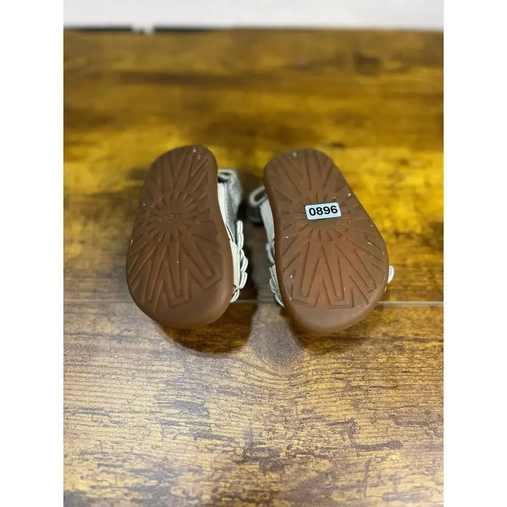 UGG sz allairey