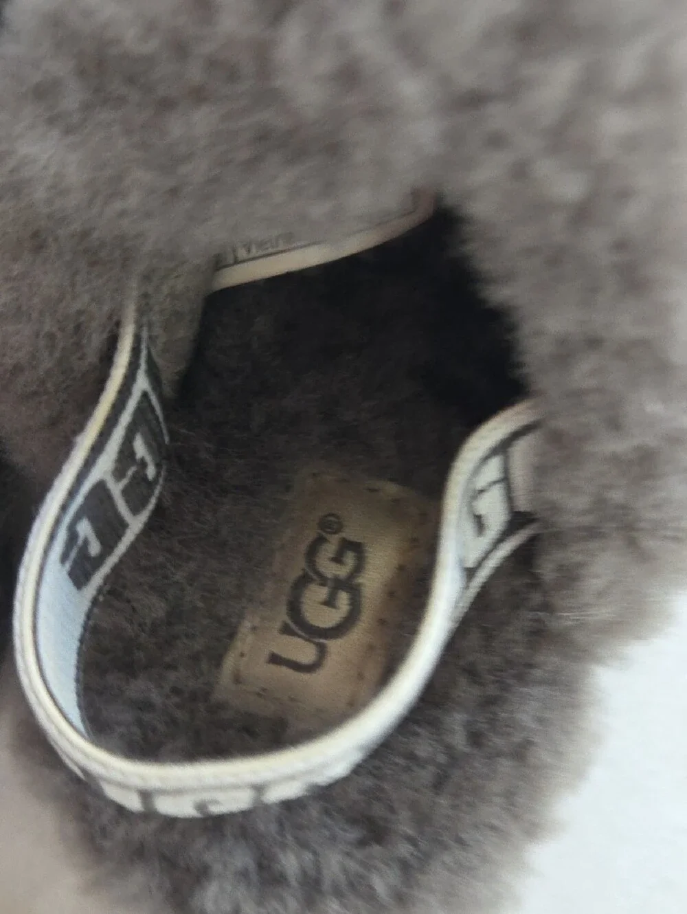 UGG gray shearling