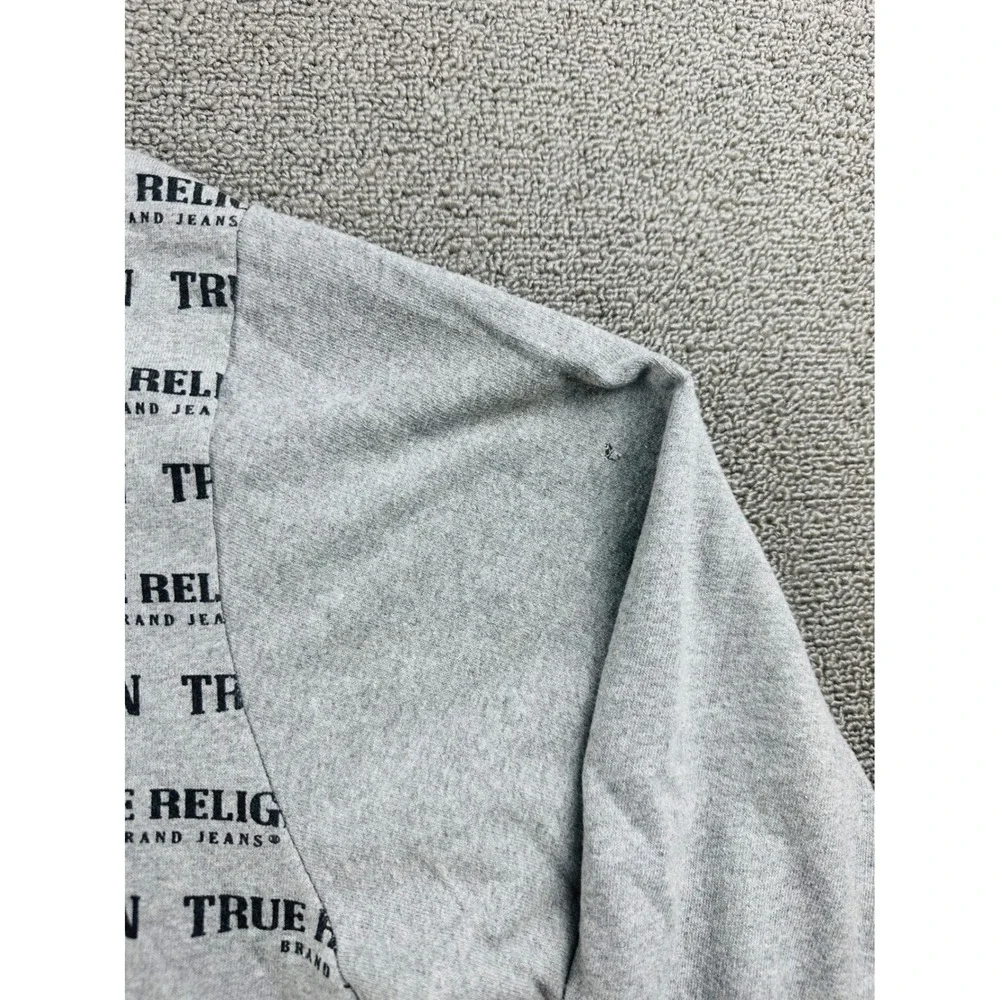 True Religion gray features work