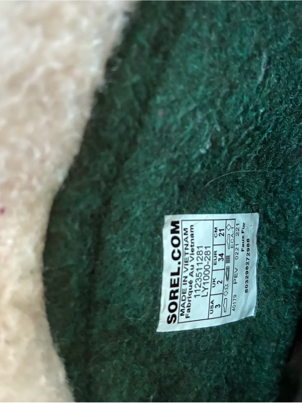 Sorel barely used