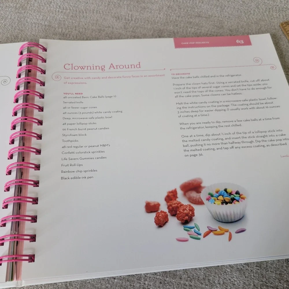 Cake Pops Book by Bakerella 40+ Recipes Dessert Treats‎ Baking Cookbook Dudley