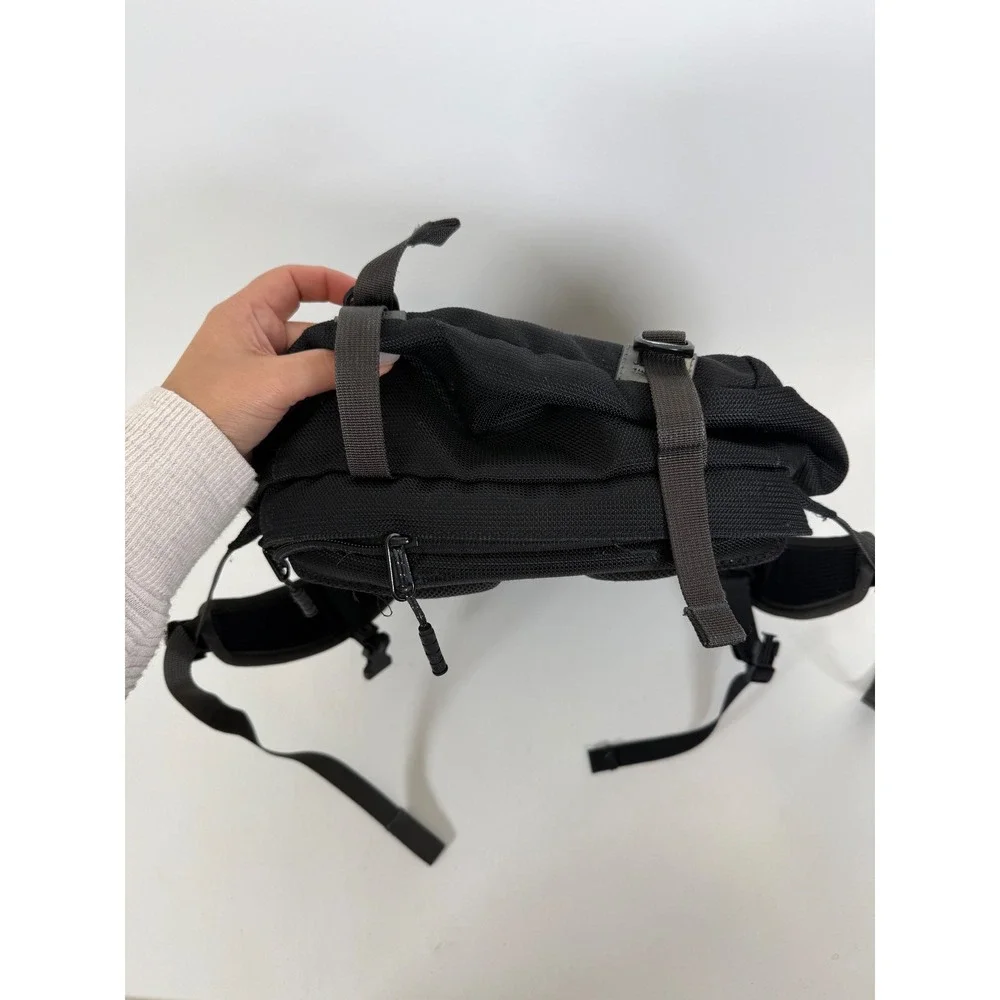 Timbuk2 brand brooks