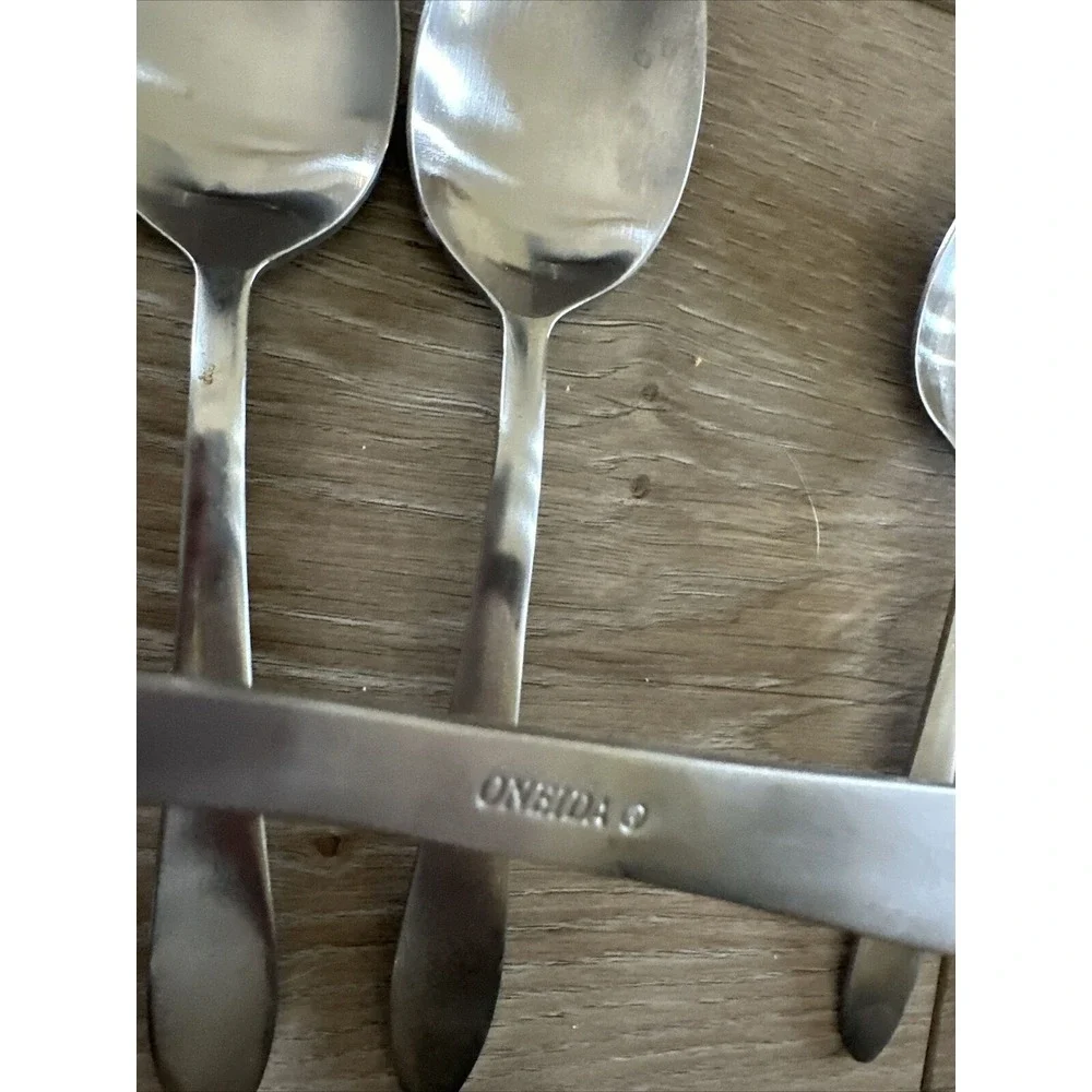 Oneida‎ Trista Luann Jennifer Mooncrest 9 Spoons Stainless Flatware