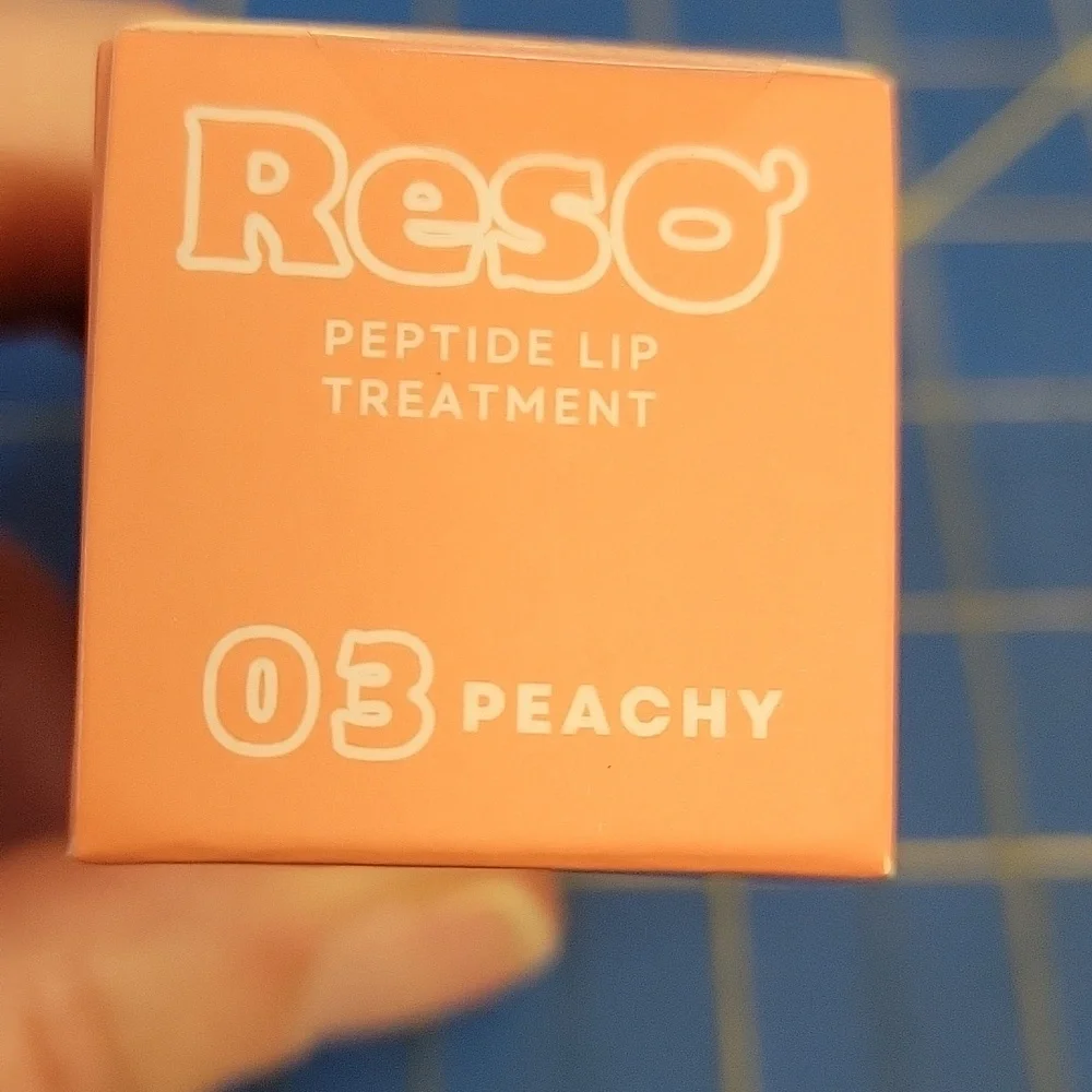 oz lab 99 treatment lips