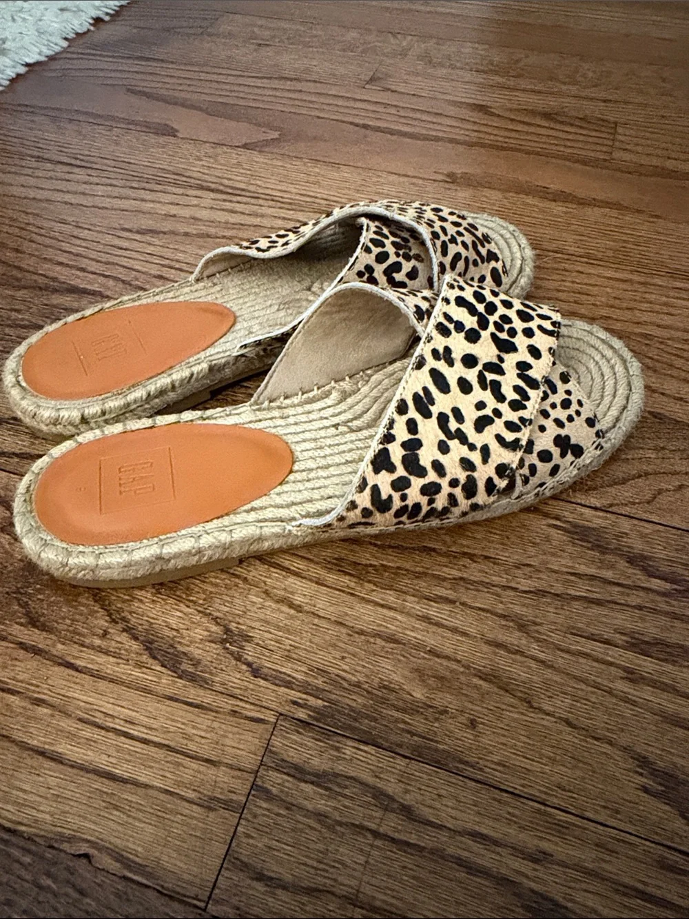 GAP open toe