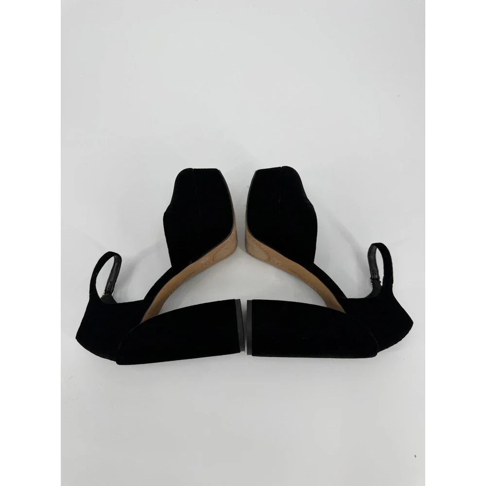 Vince Camuto save evening sturdy