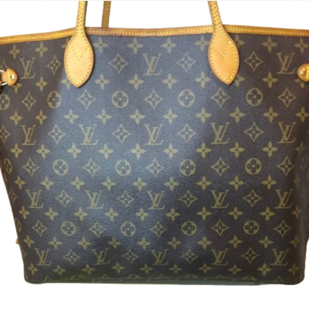 LOUIS VUITTON Neverfull GM Monogram Bag Comes With: LV Dust Bag COA Bag Shaper