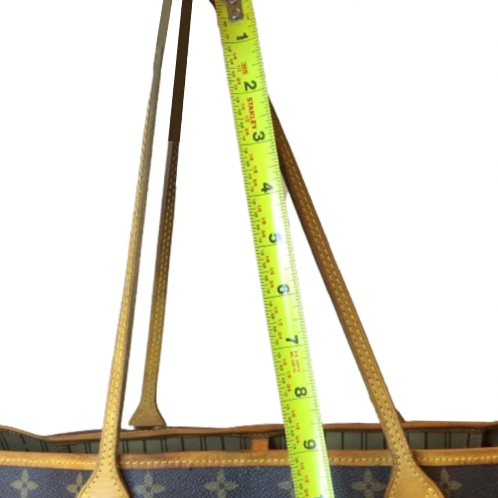 LOUIS VUITTON Neverfull GM Monogram Bag Comes With: LV Dust Bag COA Bag Shaper