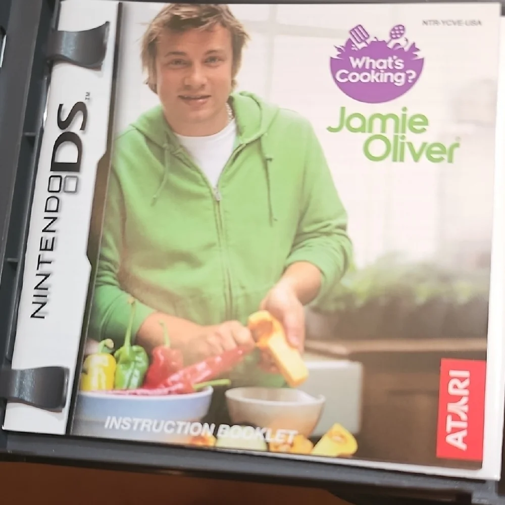 Nintendo DS What's Cooking? Jamie Oliver - Green and Red