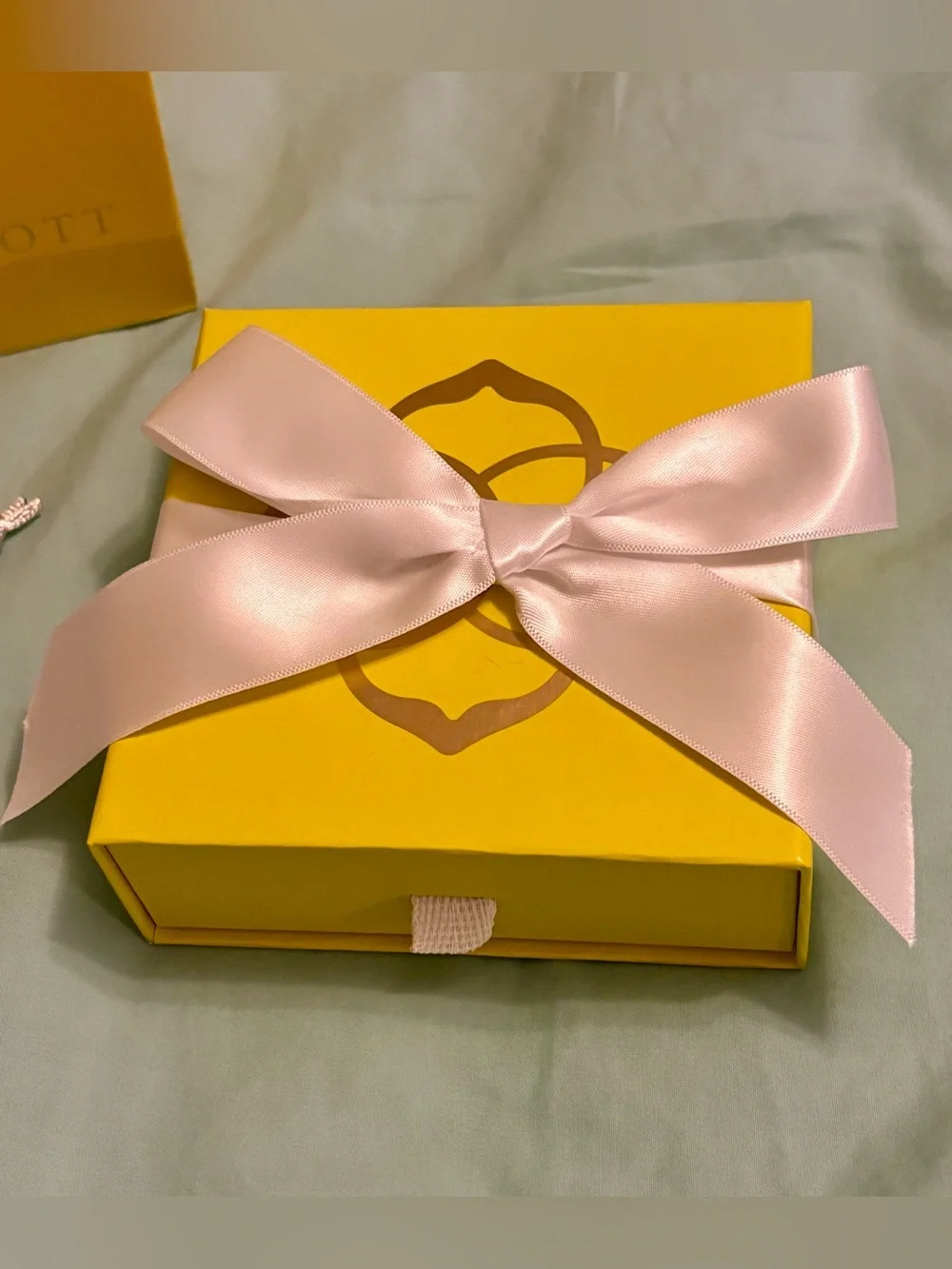 Kendra Scott perfectly packaged