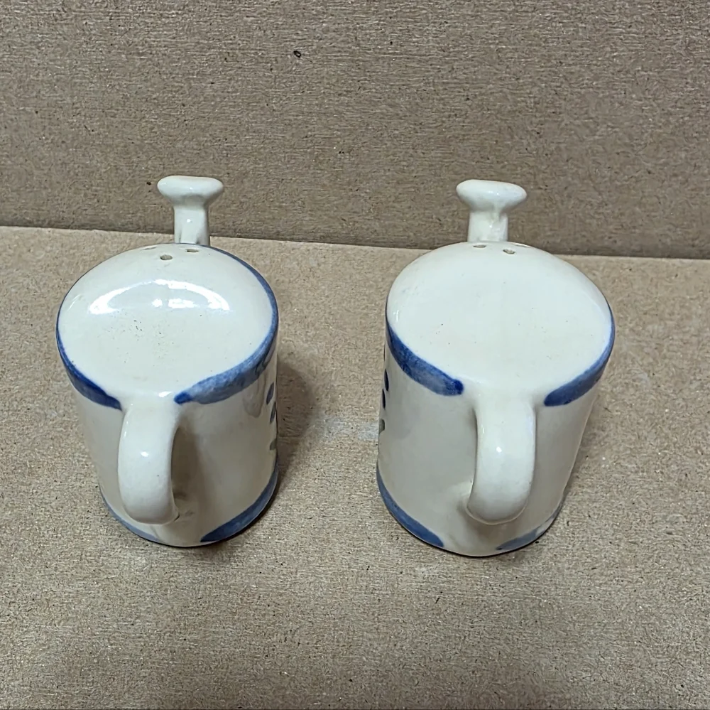Vintage cream blue