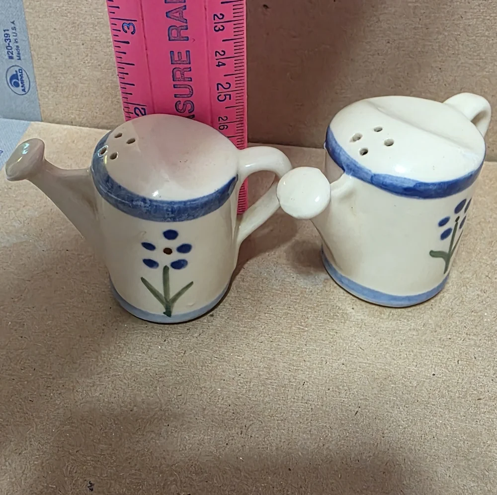 Vintage cream blue