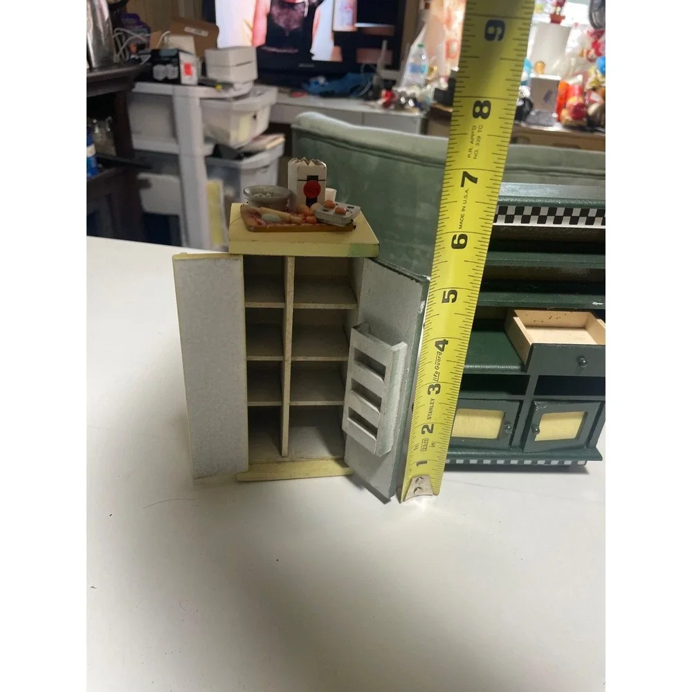 Melissa & Doug dollhouse furniture