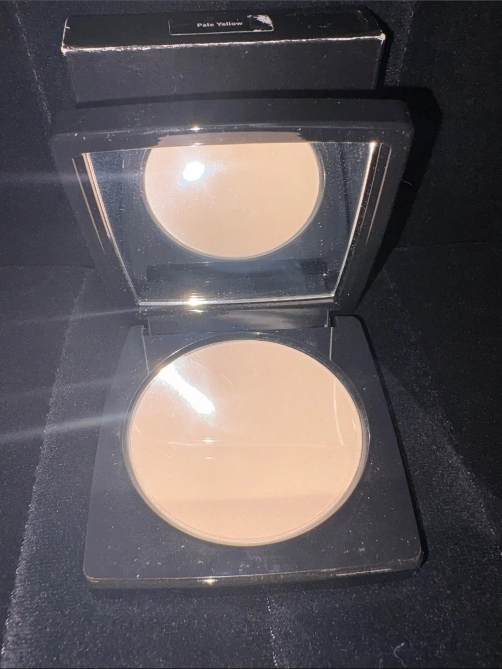 Bobbi Brown our lightweight