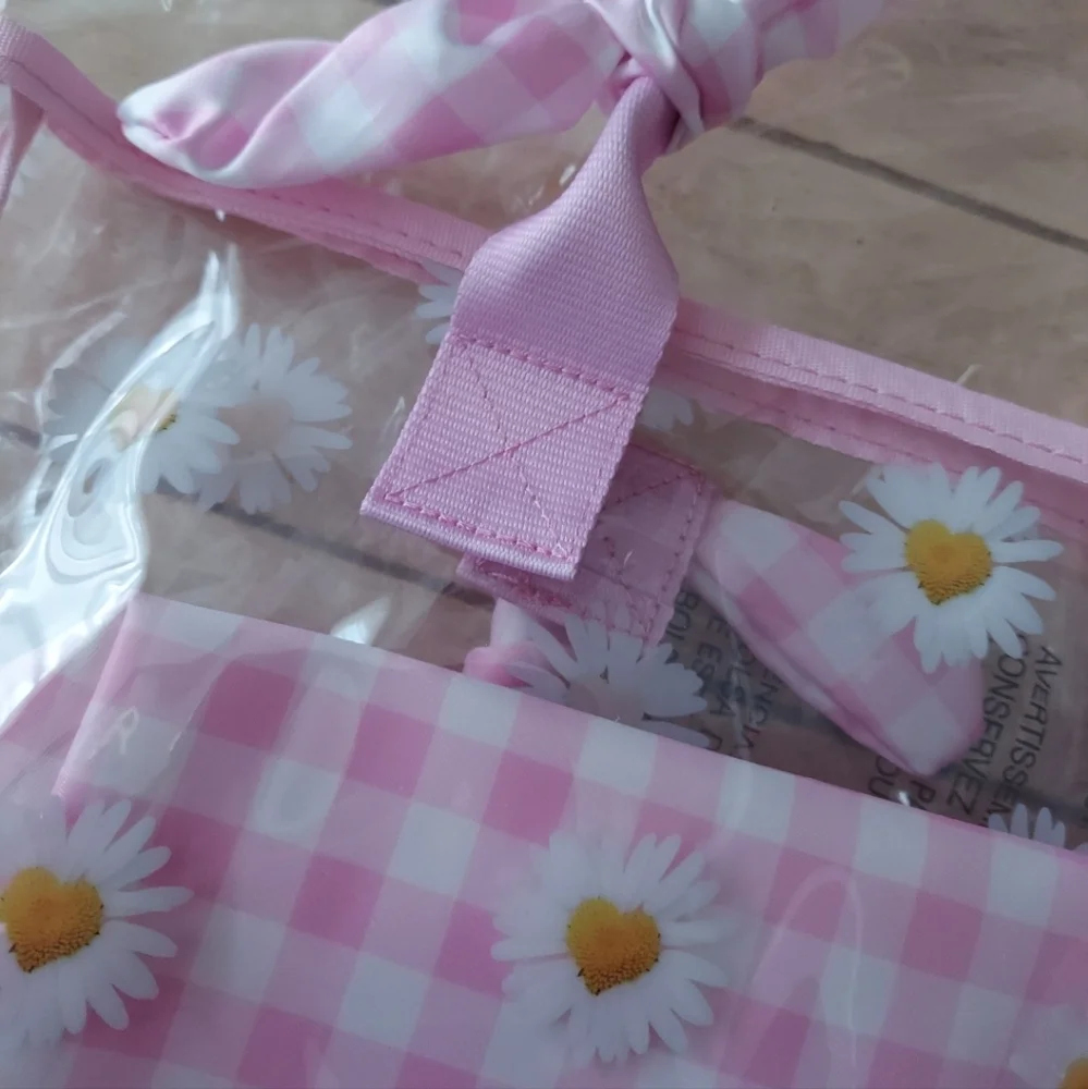 Iscream bnwt daisy