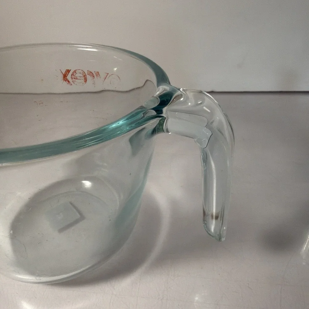 Pyrex vintage blue