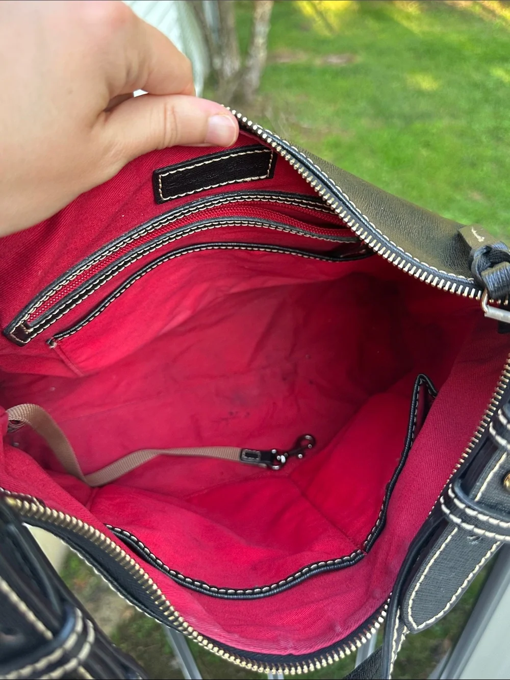 Dooney & Bourke soft black