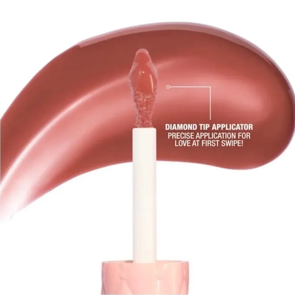 Charlotte Tilbury supersized glossy